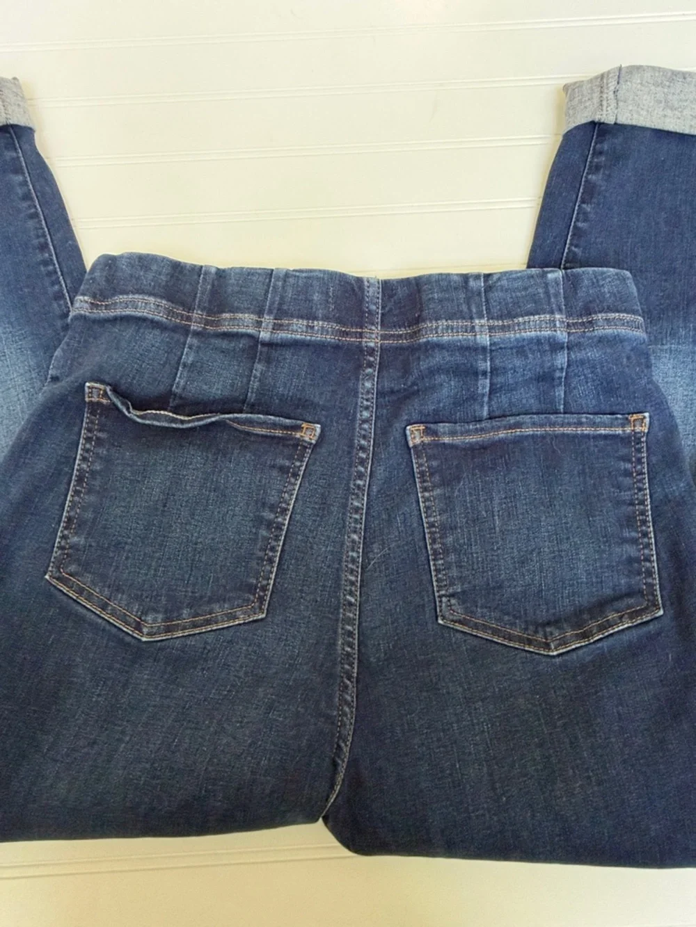 (176)Free People Dark Wash Straight Leg Jeans